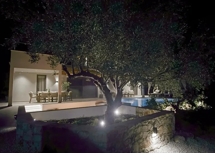 Mourelo Luxury In Chania With Private Pool Jacuzzi Villa