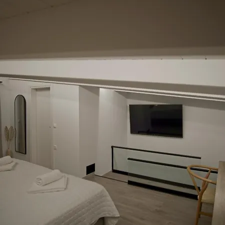 Mourelo Luxury In Chania With Private Pool Jacuzzi ヴィラ *