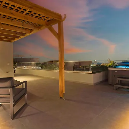 Mourelo Luxury In Chania With Private Pool Jacuzzi ヴィラ ハニア