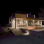 Mourelo Luxury In Chania With Private Pool Jacuzzi Villa *