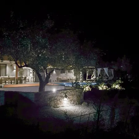Mourelo Luxury In Chania With Private Pool Jacuzzi Βίλα Χανιά