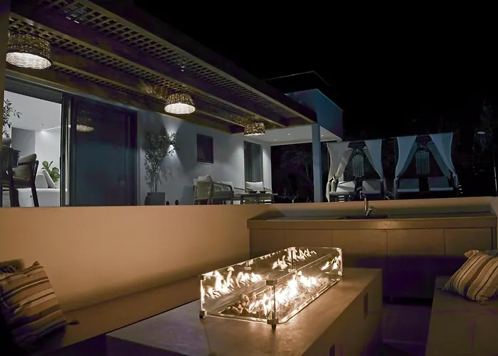 Вілла Mourelo Luxury In Chania With Private Pool Jacuzzi Ханья (Крит)