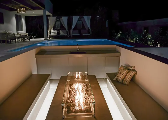 Mourelo Luxury In Chania With Private Pool Jacuzzi Вілла