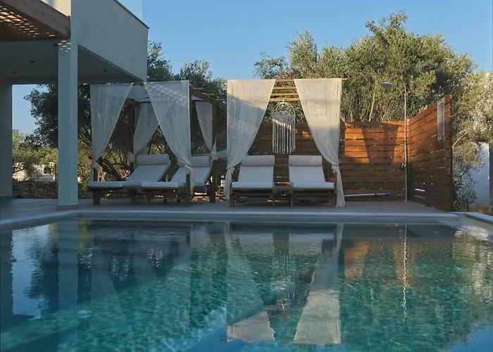 Вілла Mourelo Luxury In Chania With Private Pool Jacuzzi *